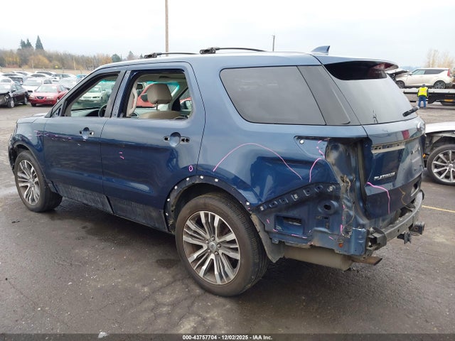 1FM5K8HT0HGB32705 Ford Explorer Platinum