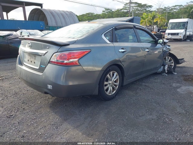 Nissan Altima 2.5 S 2014 1N4AL3AP2EC406804 Image 4