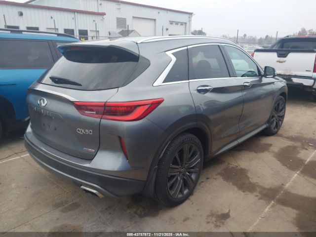 2020 INFINITI QX50 3PCAJ5M38LF107399 Photo 3