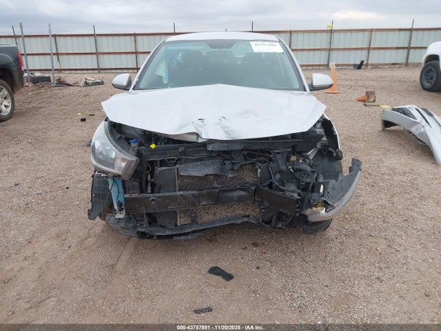 3KPA24AD6PE517621 KIA RIO LX