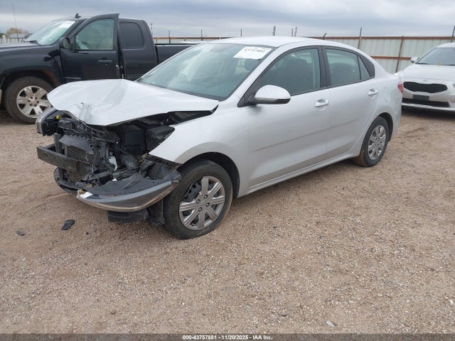 3KPA24AD6PE517621 KIA RIO LX