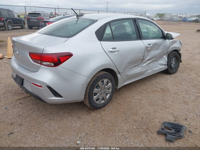 3KPA24AD6PE517621 KIA RIO LX