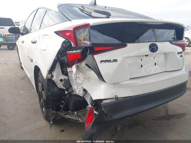 JTDKAMFU1N3171191 Toyota Prius Nightshade Edition