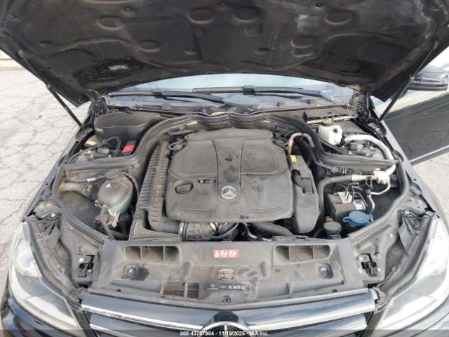 2014 MERCEDES-BENZ C 300 WDDGF8AB6ER319441 Photo 9