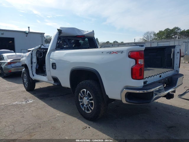 2022 CHEVROLET SILVERADO 3500HD 1GC3YTEYXNF135030 Photo 3