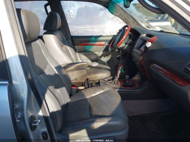 2009 LEXUS GX 470 JTJBT20X790175669 Photo 4