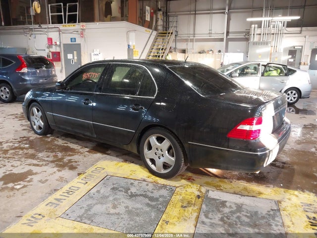 2005 LEXUS LS 430 JTHBN36F155017695 Photo 2