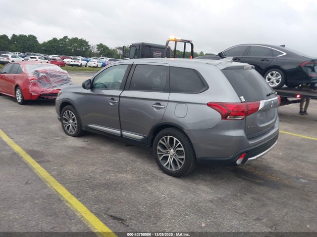 2018 MITSUBISHI OUTLANDER JA4AD2A33JJ001937 Photo 2