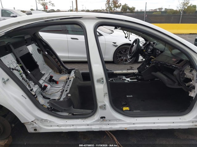 6G3F15RW2FL108979 Chevrolet SS
