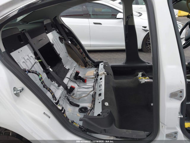 6G3F15RW2FL108979 Chevrolet SS