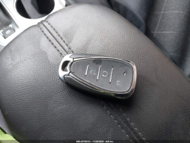 2022 CHEVROLET MALIBU 1G1ZD5ST0NF202737 Photo 10