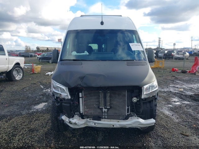 W1W4DCHY1MT046561 Mercedes-Benz Sprinter 2500 High Roof I4 Diesel