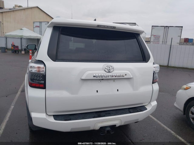 Toyota 4RUNNER SR5 2017 JTEBU5JR7H5447488 Image 17