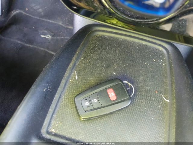 2021 TOYOTA PRIUS JTDKAMFU1M3151361 Photo 10