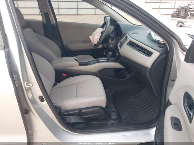 2016 HONDA HR-V 3CZRU5H37GM714961 Photo 4