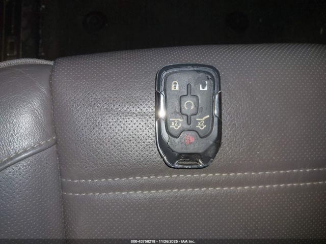 2017 GMC YUKON XL 1GKS2HKJ2HR245255 Photo 10