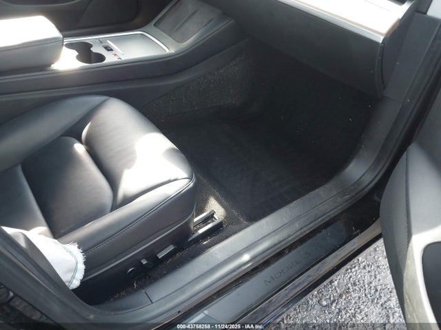 2021 TESLA MODEL 3 5YJ3E1EAXMF955496 Photo 4