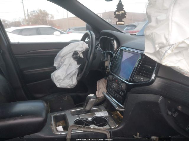 2019 JEEP GRAND CHEROKEE 1C4RJFAG2KC692766 Photo 4