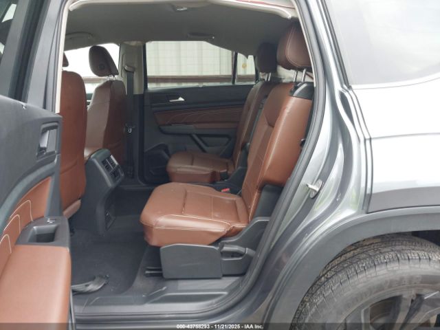2022 VOLKSWAGEN ATLAS 1V2WP2CA1NC559650 Photo 7