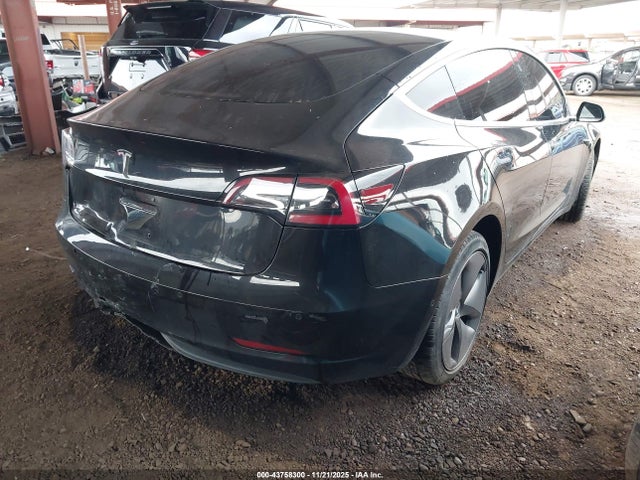 2018 TESLA MODEL 3 5YJ3E1EA4JF122868 Photo 3