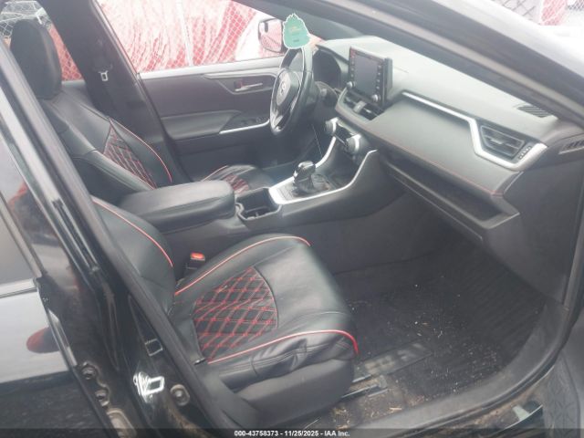 2022 TOYOTA RAV4 PRIME JTMAB3FVXND096092 Photo 4