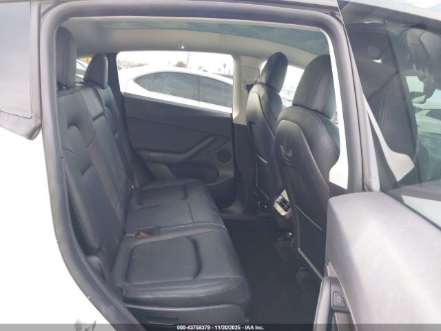 2021 TESLA MODEL Y 5YJYGAEE4MF214084 Photo 7