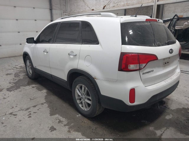 KIA Sorento Lx V6 2015 5XYKTDA73FG581550 Image 15