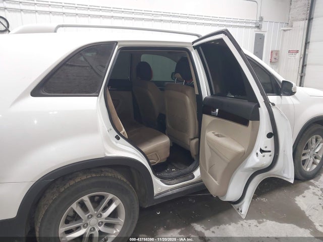 KIA Sorento Lx V6 2015 5XYKTDA73FG581550 Image 20