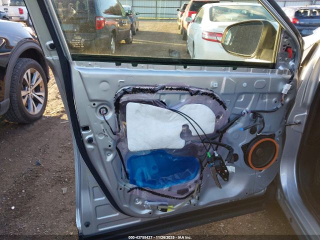 2016 TOYOTA RAV4 HYBRID JTMDJREV4GD005597 Photo 5