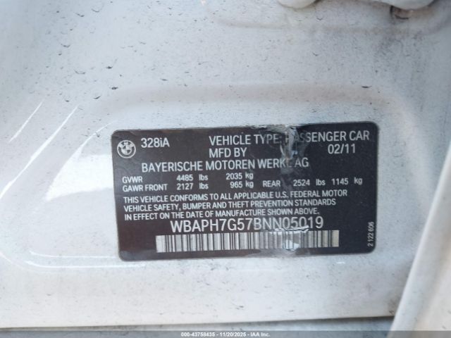 2011 BMW 328I WBAPH7G57BNN05019 Photo 8