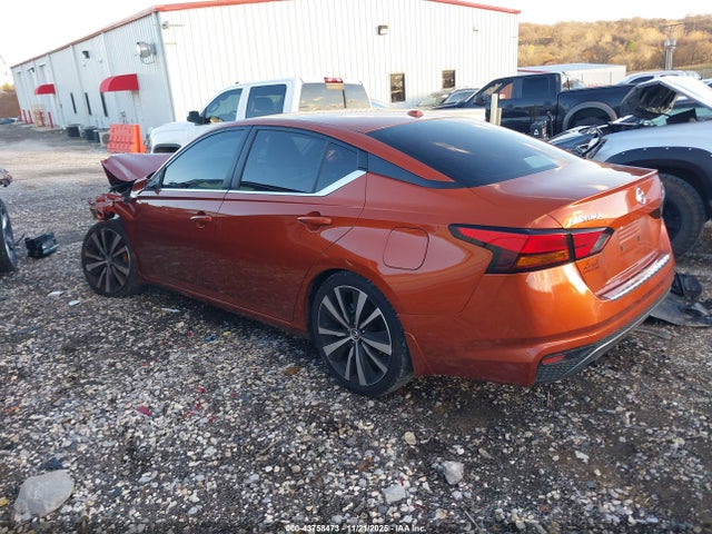1N4BL4CV5NN398921 Nissan Altima Sr Fwd