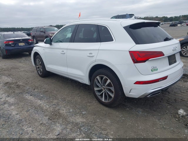 2024 AUDI Q5 WA1EAAFY2R2033115 Photo 2