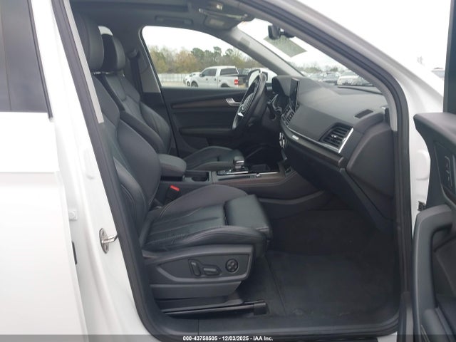 2024 AUDI Q5 WA1EAAFY2R2033115 Photo 4