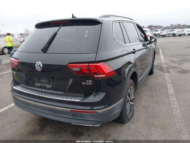 Продаж на аукціоні авто 2018 Volkswagen Tiguan 2.0t Se/2.0t Sel, vin: 3VV2B7AX9JM152012, номер лоту: 43758536