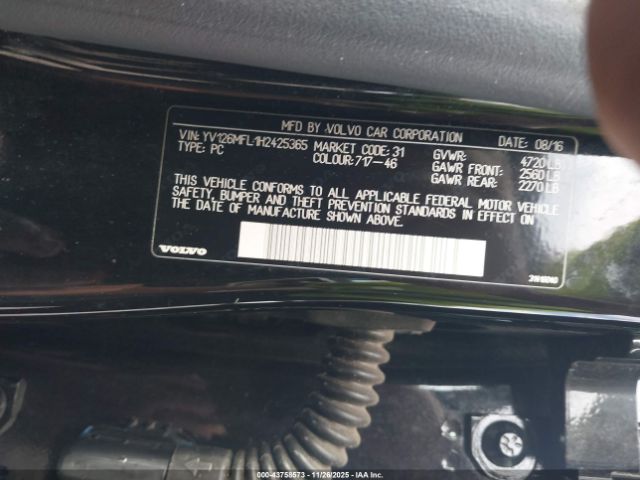 2017 VOLVO S60 YV126MFL1H2425365 Photo 8