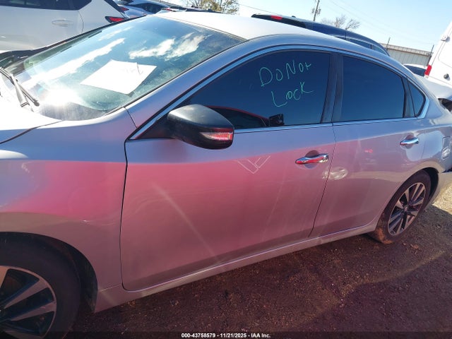 43758579 :رقم المزاد ، 1N4AL3AP2HC115868 vin ، 2017 Nissan Altima 2.5/2.5 S/2.5 Sl/2.5 Sr/2.5 Sv مزاد بيع