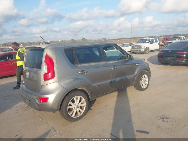 Продажа на аукционе авто 2013 Kia Soul, vin: KNDJT2A5XD7601382, номер лота: 43758617