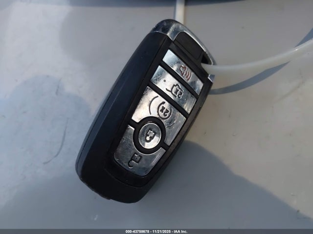 5LM5J6WCXNGL20098 Lincoln Aviator Standard