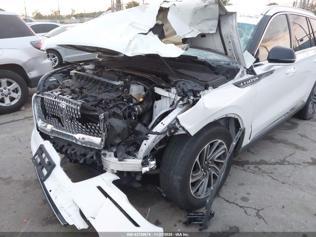 5LM5J6WCXNGL20098 Lincoln Aviator Standard