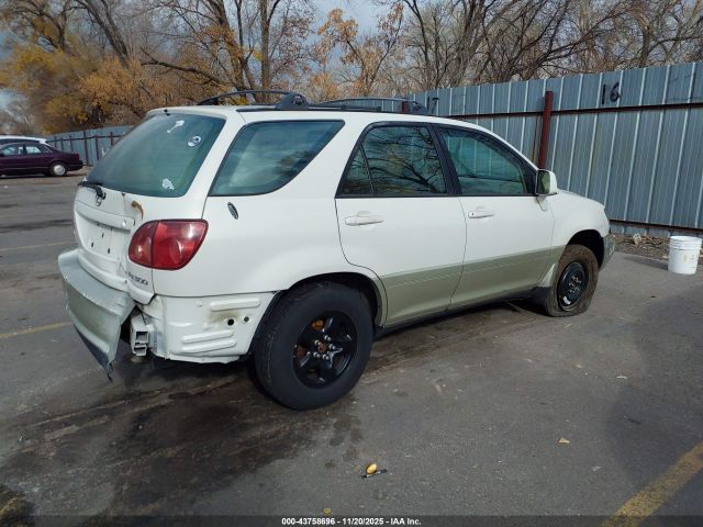 1999 LEXUS RX 300 JT6HF10U2X0009830 Photo 3