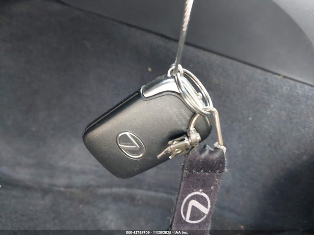 2007 LEXUS IS 350 JTHBE262575012218 Photo 10