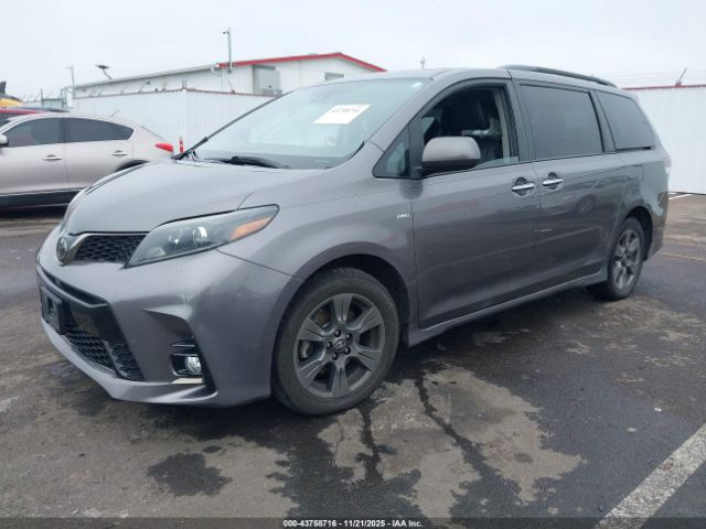 2020 TOYOTA SIENNA 5TDEZ3DC7LS228113 Photo 1