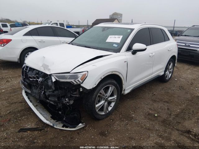 2022 AUDI Q3 WA1EECF38N1046018 Photo 1