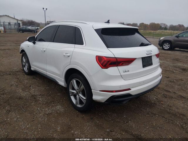 2022 AUDI Q3 WA1EECF38N1046018 Photo 2