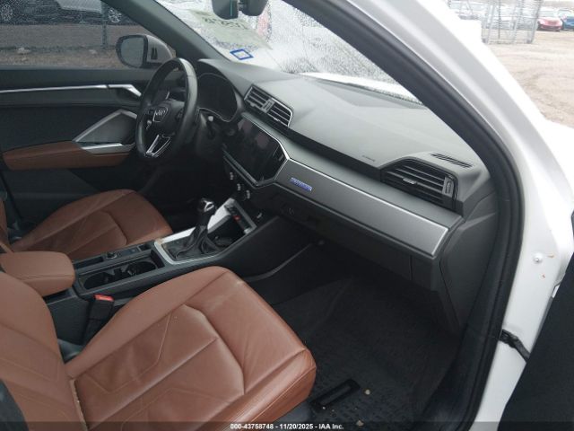 2022 AUDI Q3 WA1EECF38N1046018 Photo 4