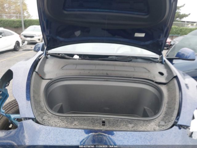 2023 TESLA MODEL Y 7SAYGDEFXPF762690 Photo 9