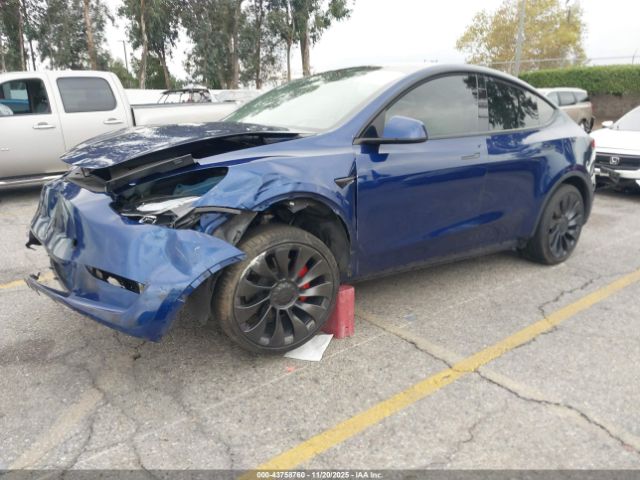 2023 TESLA MODEL Y 7SAYGDEFXPF762690 Photo 1