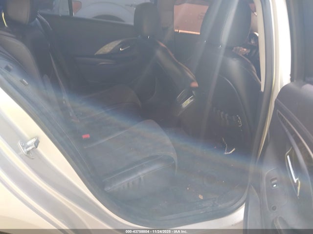 43758804 :رقم المزاد ، 1G4GA5G31FF183239 vin ، 2015 Buick Lacrosse مزاد بيع