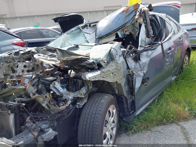 Toyota COROLLA LE 2021 5YFEPMAE6MP208429 Image 2