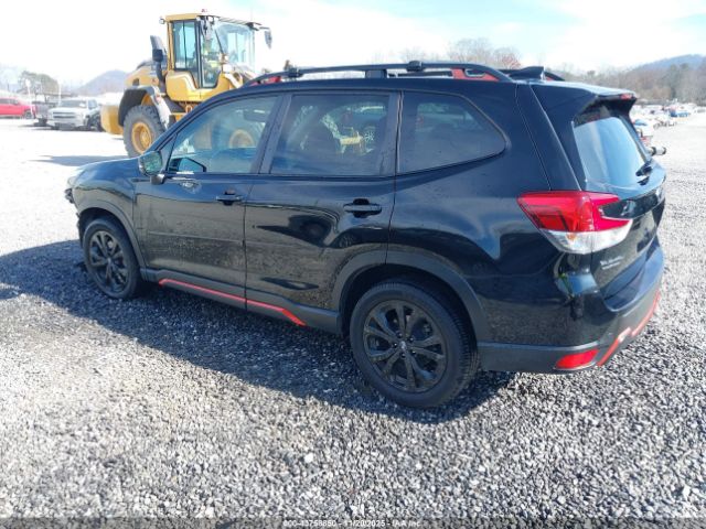 2022 SUBARU FORESTER JF2SKAJC9NH426457 Photo 2